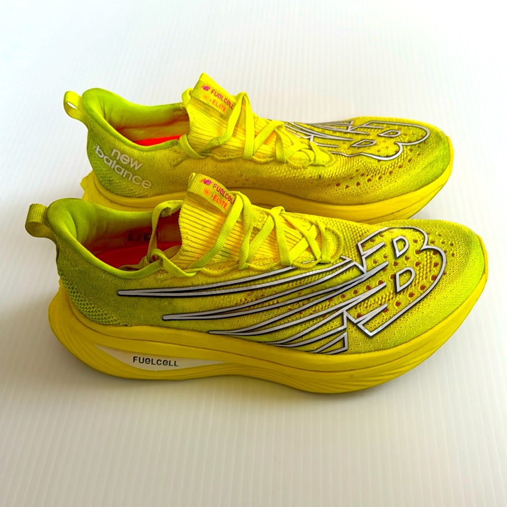New Balance Fuelcell Elitev3 Women’s Size 8.5